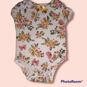 Nicole Miller baby girl onesie cream with yellow floral 3/6 months short sleeves